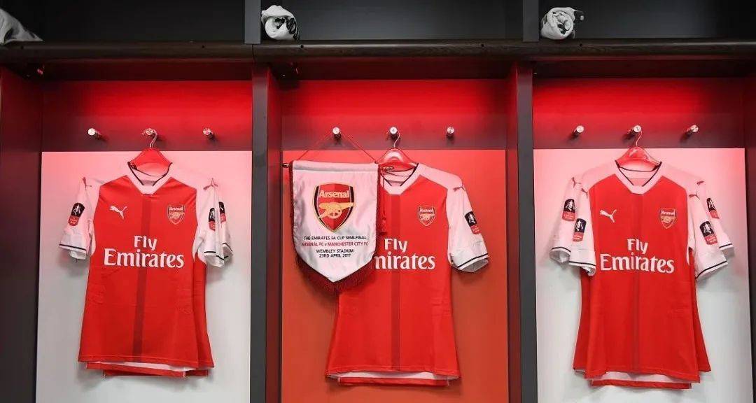 欧冠阿森纳和巴黎的比赛，阿森纳会大胜对手，直接结束欧冠悬念？